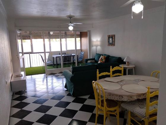 Foto 2 de Piso en alquiler en Centro-Calzada-Cabo Noval de 2 habitaciones con terraza y ascensor