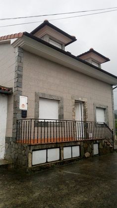 Foto 2 de Casa rural en venda a Soto del Barco de 3 habitacions amb garatge i calefacció