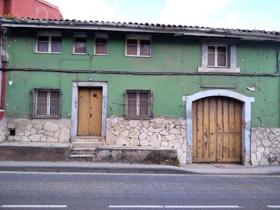 Foto 2 de Casa rural en venda a El Carbayedo - El Quirinal de 4 habitacions amb garatge i jardí