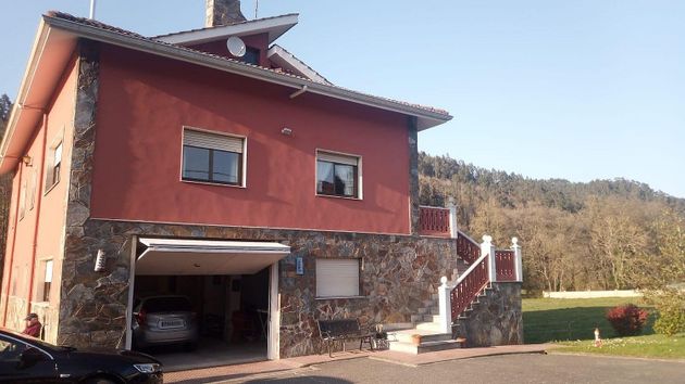 Foto 2 de Xalet en venda a Pravia de 7 habitacions amb terrassa i garatge