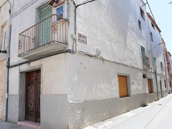 Foto 2 de Casa en venda a Ulldecona de 4 habitacions amb balcó