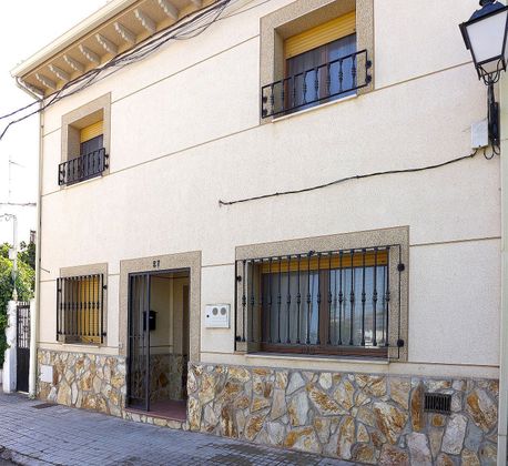 Foto 1 de Casa en venda a Fuentidueña de Tajo de 8 habitacions amb terrassa i aire acondicionat
