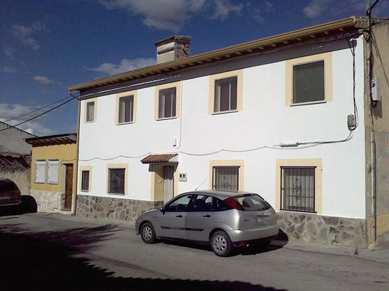 Foto 1 de Casa en venda a Fuentidueña de Tajo de 4 habitacions amb jardí i calefacció
