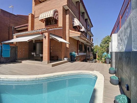Foto 1 de Casa en venta en Salvador de 5 habitaciones con terraza y piscina