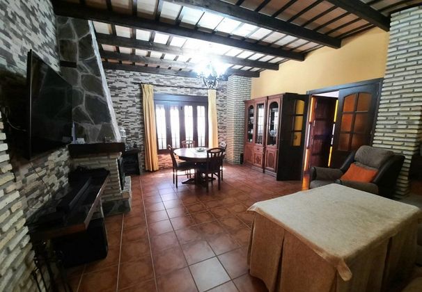 Foto 1 de Xalet en venda a Puerto Real de 5 habitacions amb terrassa i garatge