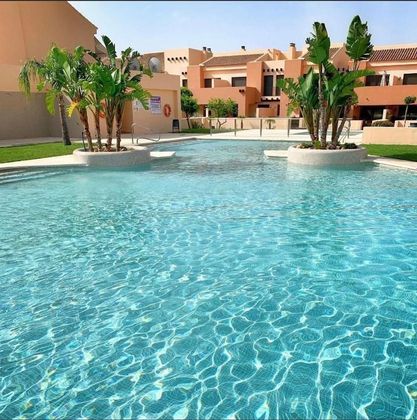 Foto 1 de Casa en venda a Villanueva Golf de 3 habitacions amb terrassa i piscina