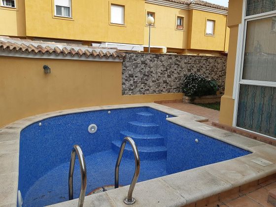 Foto 2 de Casa en venda a Puerto Real de 4 habitacions amb terrassa i piscina