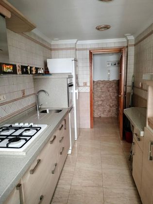 Foto 1 de Pis en venda a Puerto Real de 3 habitacions amb aire acondicionat