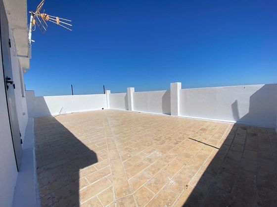 Foto 2 de Casa en venta en Camposoto - Gallineras de 3 habitaciones con terraza y balcón