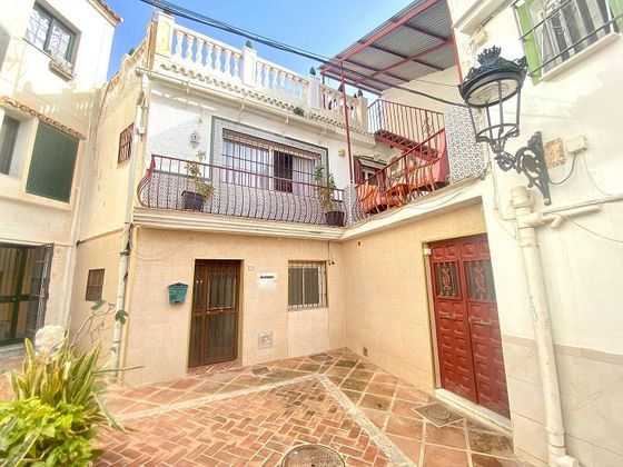 Foto 1 de Casa en venda a Arroyo de la Miel de 5 habitacions amb terrassa i balcó