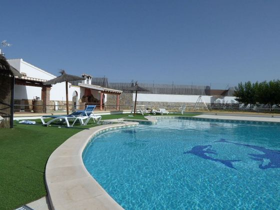 Foto 1 de Chalet en venta en Vélez-Rubio de 4 habitaciones con terraza y piscina