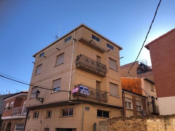 Foto 2 de Venta de casa en calle Carnicerias de 4 habitaciones con balcón y calefacción