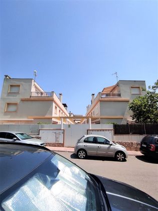 Foto 2 de Casa en venta en Platges de 4 habitaciones con terraza y piscina