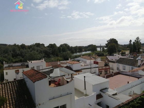 Foto 1 de Venta de casa en San Enrique-Guadiaro-Pueblo Nuevo de 4 habitaciones con terraza