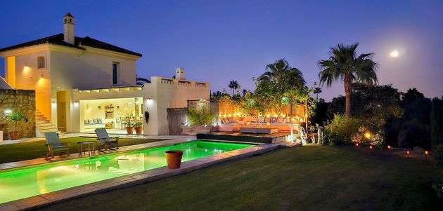 Foto 1 de Xalet en venda a avenida Los Cortijos de 7 habitacions amb terrassa i piscina