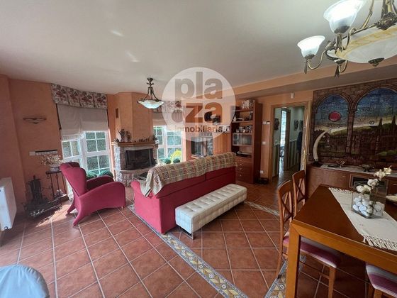 Foto 2 de Casa adossada en venda a Cardeñajimeno de 4 habitacions amb terrassa i garatge