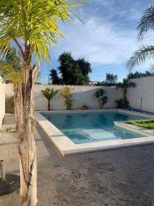 Foto 1 de Xalet en venda a Pinar de los Franceses - Marquesado de 3 habitacions amb piscina i jardí