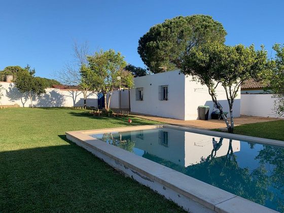 Foto 1 de Chalet en venta en Pinar de los Franceses - Marquesado de 2 habitaciones con piscina y jardín