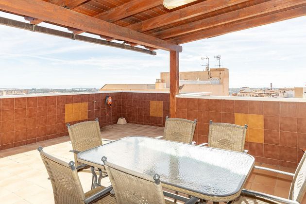 Foto 2 de Dúplex en venda a calle Molienda de 3 habitacions amb terrassa i garatge