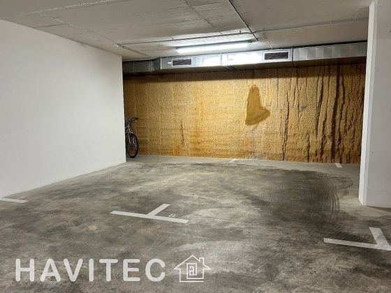 Foto 2 de Garaje en venta en Centre - Estació de 12 m²