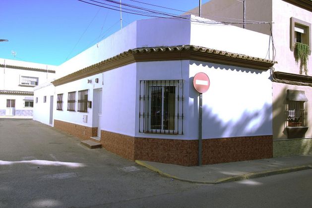Foto 1 de Chalet en venta en La Banda - Campo de Fútbol de 3 habitaciones con terraza y garaje
