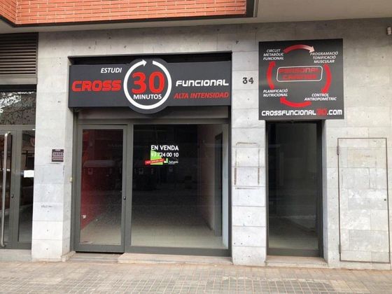Foto 1 de Local en venta en Centre - Sabadell de 189 m²