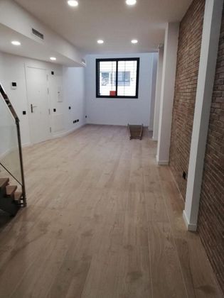 Foto 2 de Dúplex en venta en Centre - Badalona de 3 habitaciones con terraza y calefacción