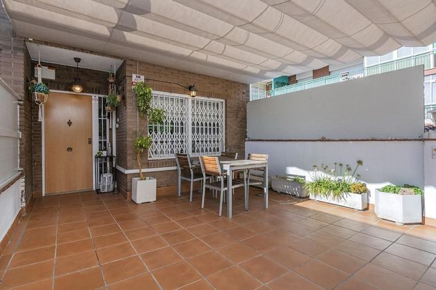 Foto 2 de Casa en venda a Montmar de 4 habitacions amb terrassa i jardí