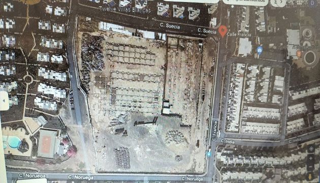 Foto 2 de Venta de terreno en Yaiza pueblo de 39000 m²
