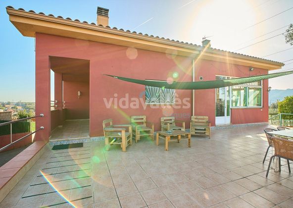 Foto 2 de Xalet en venda a Llinars del Valles de 4 habitacions amb terrassa i jardí