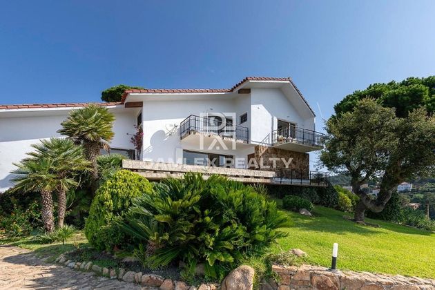 Foto 1 de Xalet en venda a Roca Grossa - Serra Brava de 6 habitacions amb terrassa i garatge