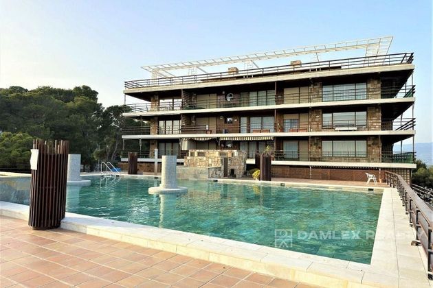 Foto 1 de Pis en venda a Torre Valentina-Mas Vilar de La Mutxada-Treumal de 5 habitacions amb terrassa i piscina