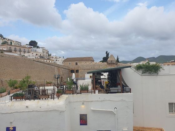 Foto 1 de Pis en venda a Dalt de la Vila - La Marina de 1 habitació amb terrassa i aire acondicionat