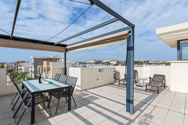Foto 2 de Àtic en venda a Cabo Roig - La Zenia de 2 habitacions amb terrassa i piscina