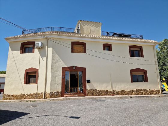 Foto 1 de Casa adossada en venda a Monóvar/Monòver de 3 habitacions amb terrassa i balcó