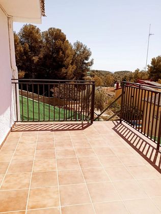 Foto 2 de Venta de chalet en calle Lliri de 2 habitaciones con terraza y piscina
