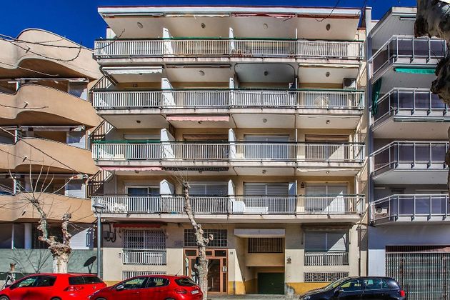 Foto 2 de Venta de piso en calle De la Costa Daurada de 4 habitaciones con terraza y calefacción