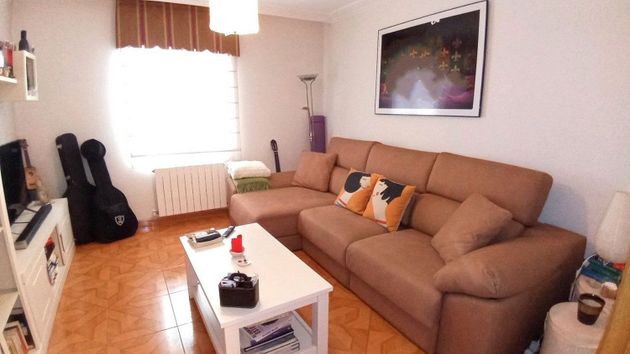 Foto 2 de Piso en venta en Santurtzi de 2 habitaciones con calefacción