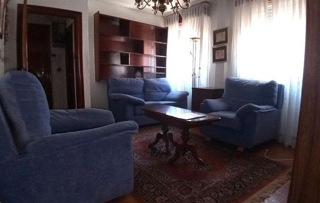 Foto 2 de Piso en venta en Santurtzi de 3 habitaciones y 50 m²
