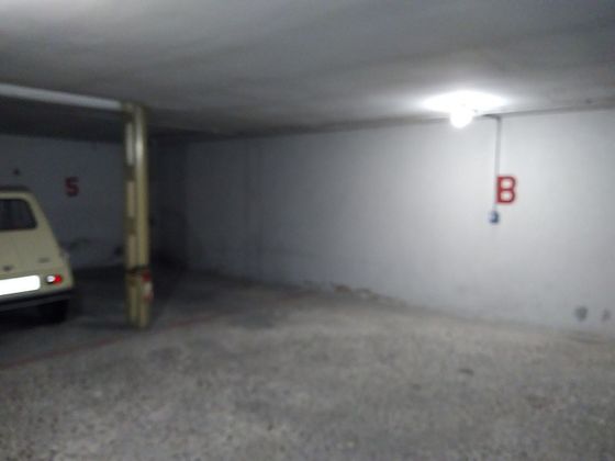 Foto 2 de Garatge en venda a avenida De Requejo de 16 m²