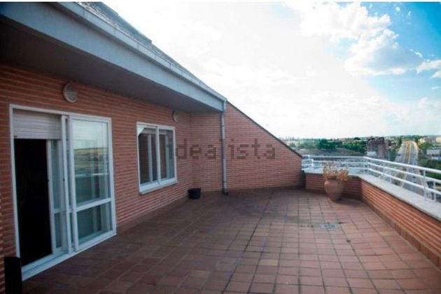 Foto 2 de Ático en venta en La Pantoja de 2 habitaciones con terraza y garaje