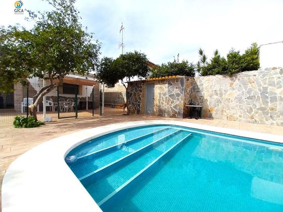Foto 2 de Chalet en venta en Pinar de los Franceses - Marquesado de 3 habitaciones con terraza y piscina