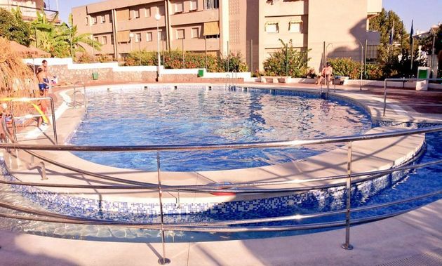 Foto 2 de Pis en venda a Almuñecar de 2 habitacions amb terrassa i piscina