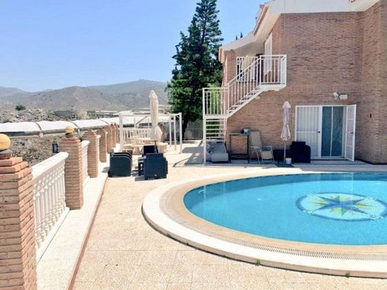 Foto 2 de Casa rural en lloguer a Torrenueva de 4 habitacions amb terrassa i piscina