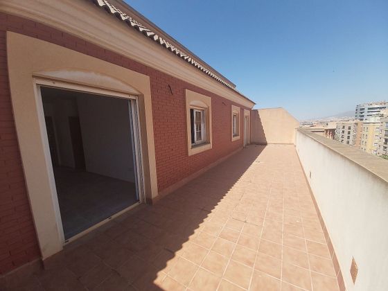 Foto 1 de Venta de ático en paseo Santa Maria del Águila de 3 habitaciones con terraza y garaje