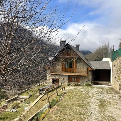 Foto 2 de Xalet en venda a Vielha e Mijaran de 4 habitacions amb terrassa i garatge