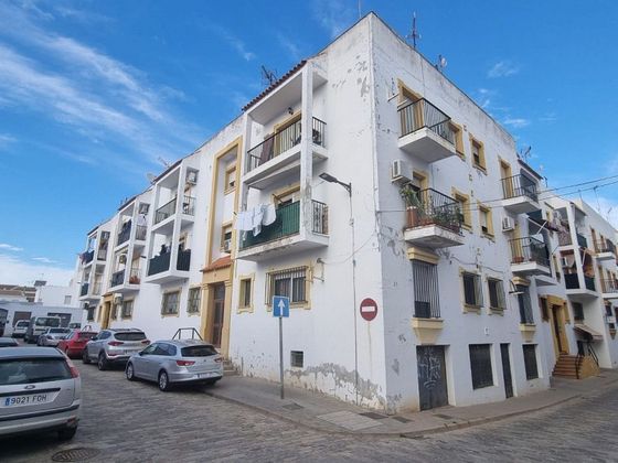 Foto 2 de Venta de piso en Moguer de 2 habitaciones con balcón