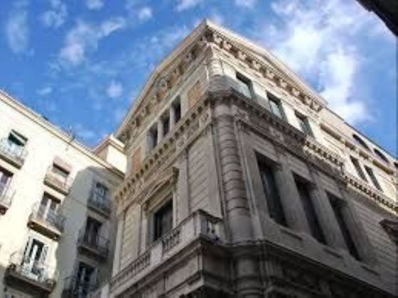 Foto 1 de Edificio en venta en El Gòtic con ascensor