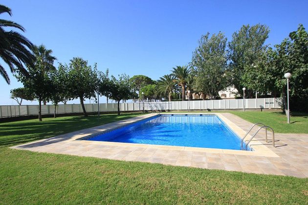 Foto 1 de Piso en venta en Ardiaca - La Llosa de 2 habitaciones con terraza y piscina