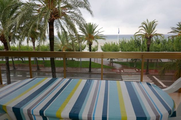 Foto 1 de Pis en venda a Regueral - Prat d'en Forés de 4 habitacions amb terrassa i piscina